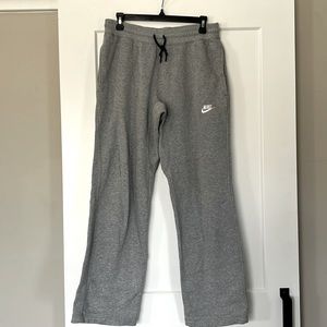 Men’s Grey Nike Sweatpants - Size M